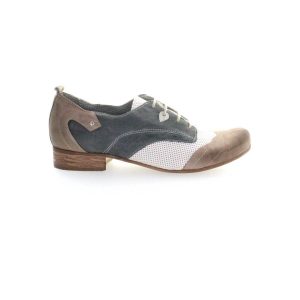 Scarpe da donna in vera pelle scamosciata lavorazione artigianale