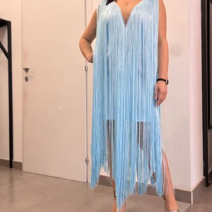 Abito elegante con frange celeste