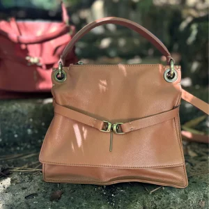 Sandy24 mousse cuoio