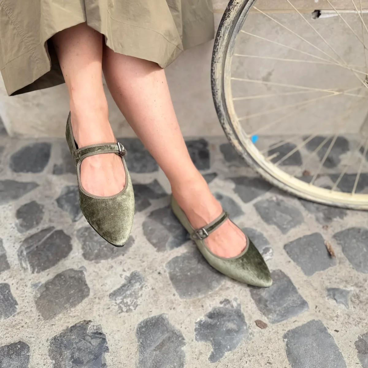 Flavia Mary Jane velluto perla oliva - immagine 7