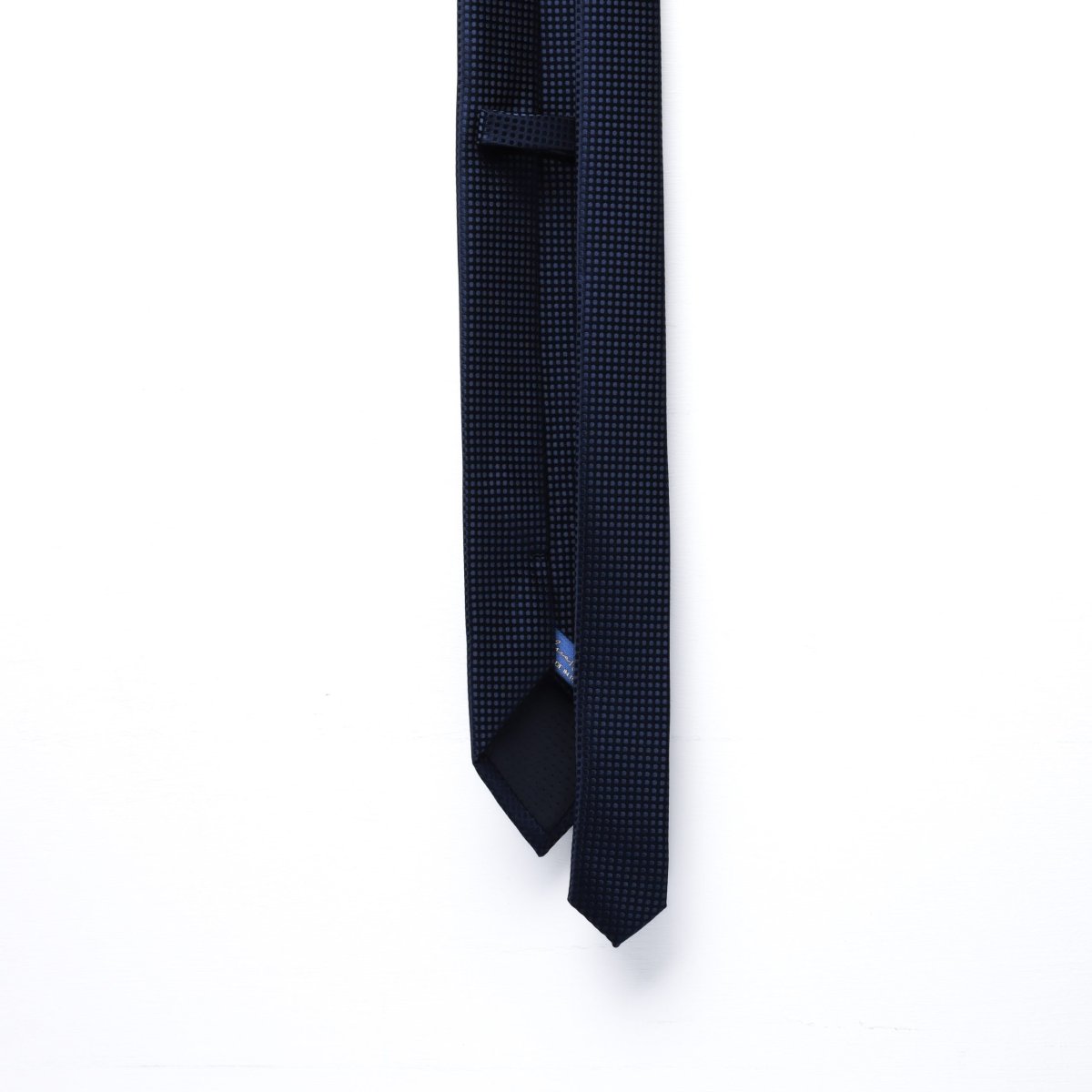 Sartorial Tie with Micro Circles Pattern - immagine 4