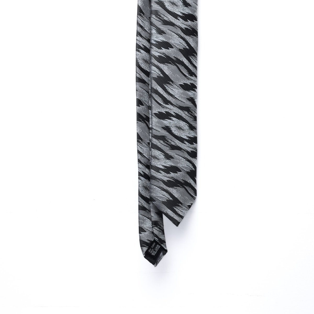 Sartorial Tie with Wild Pattern - immagine 3