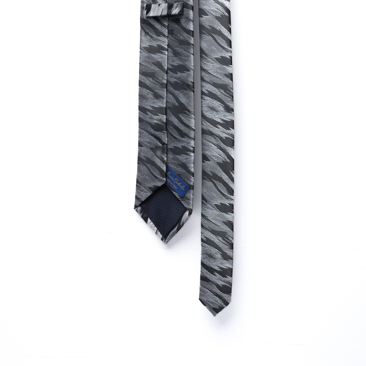Sartorial Tie with Wild Pattern - immagine 4