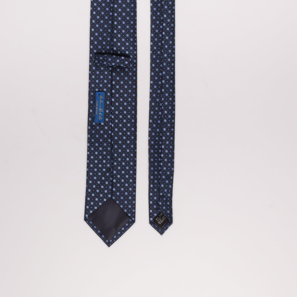 Sartorial Tie with Micro Floral Pattern - immagine 4
