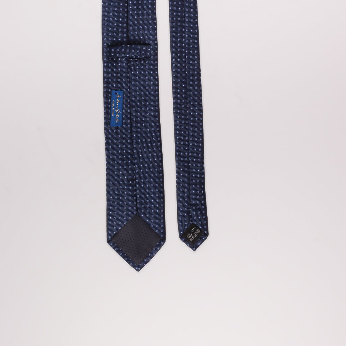 Sartorial Tie with Micro Floral Pattern - immagine 4